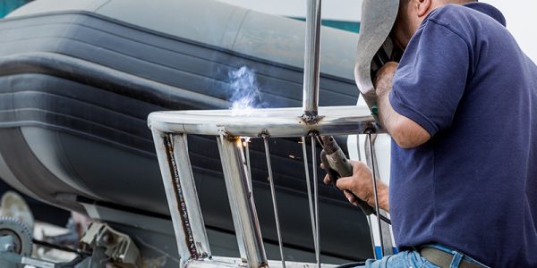 sopromar-boat-yard-centro-nautico-lagos-algarve-services-serviços-metal-fabrication-serrelharia-2-2.jpg